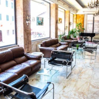 Gallery Hotel 3
